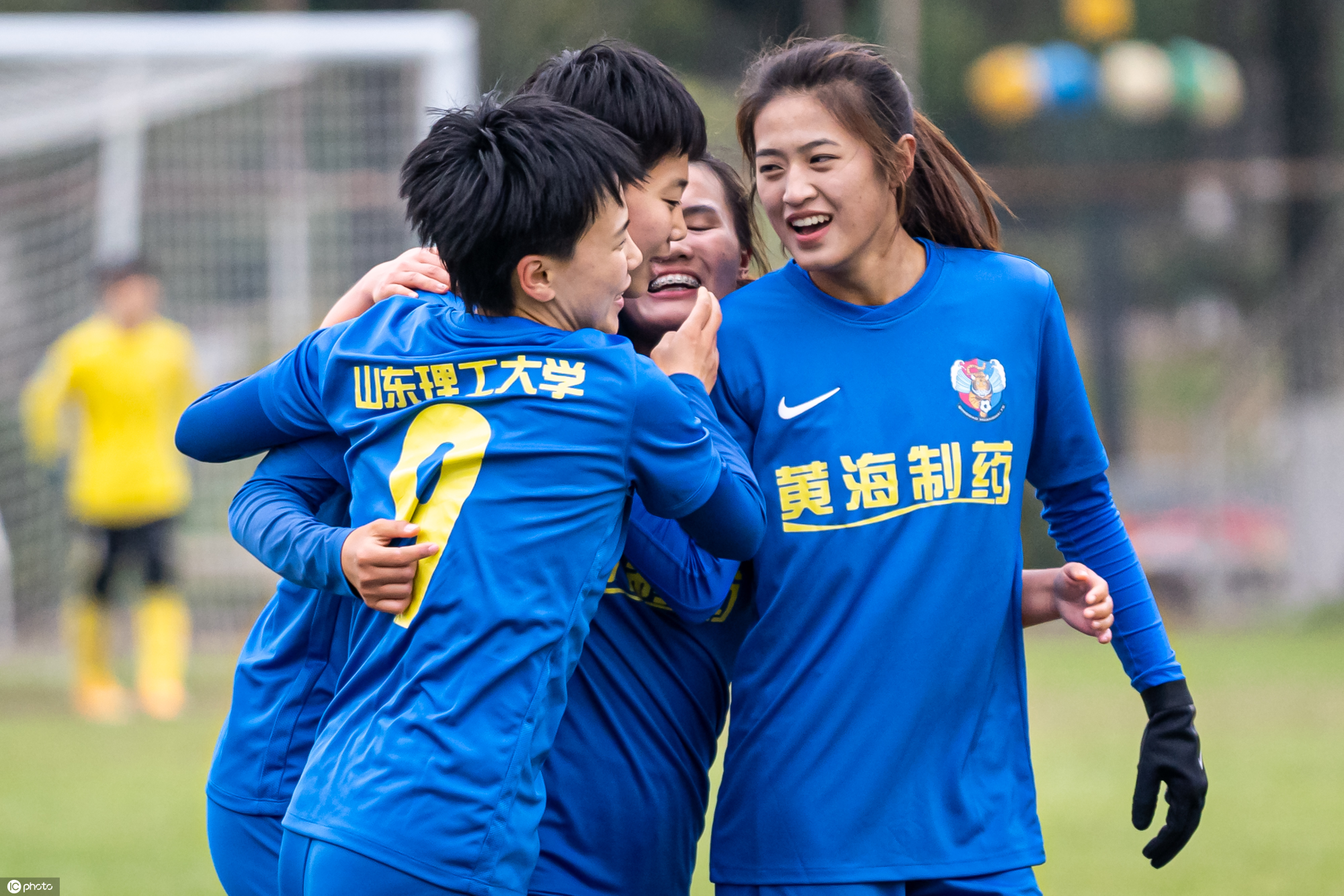 BBIN体育-团结拼搏：女足队员团结一心、誓将荣耀带回的简单介绍